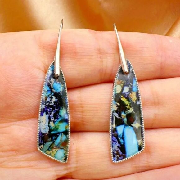 Women’s Retro Bohemian Geometric Resin Dangle Earrings - Picture 1 of 5